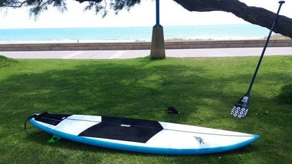 can you paddle board on a surf board