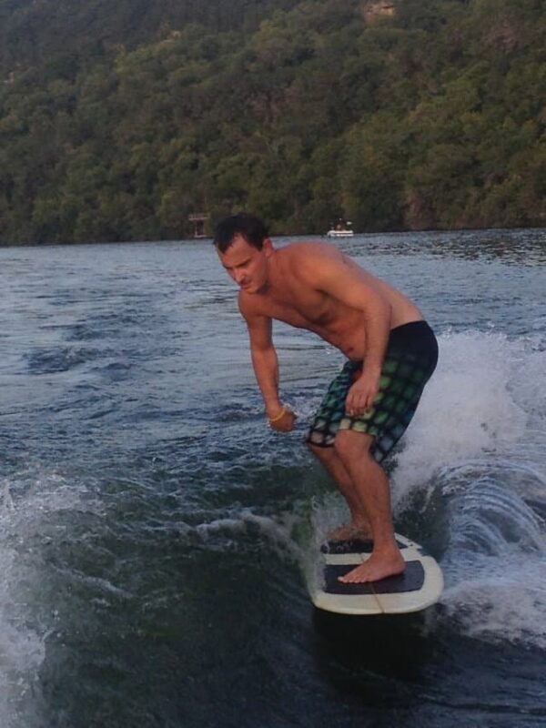 Wakeboarding vs Wakesurfing Which is Easier & More Fun?