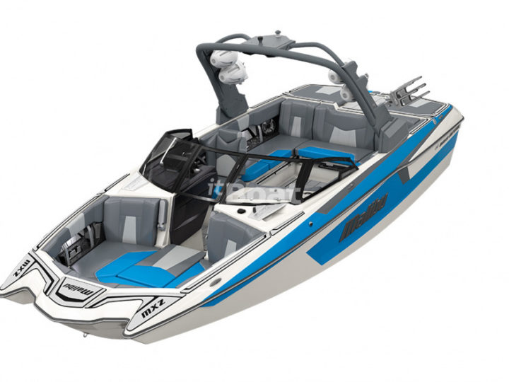 Pickle Fork Boat vs Traditional Bow Which To Choose?