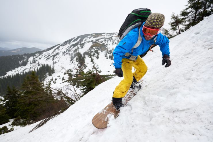 Do You Need A Backpack For Snowboarding? (Many Think So)